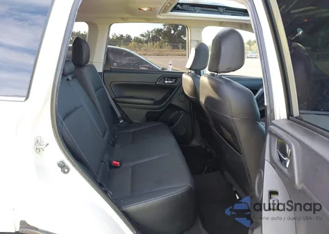 2016 Subaru Forester 2.0Xt Touring z USA, uszkodzony, nr VIN JF2SJGXC4GH566383